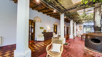 Economy Room, 1 Bedroom, Resort View | Living area