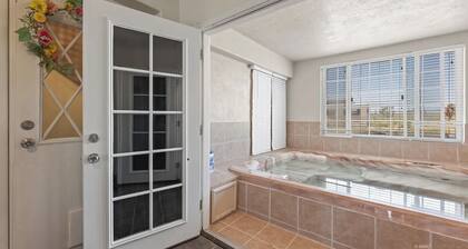 Desert Get Away / Backyard / Hot Tub / Game Room