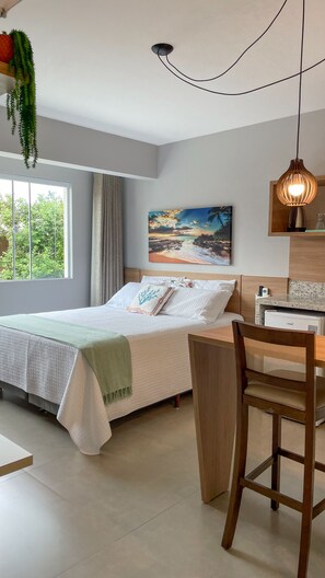 Basic-Doppelzimmer | Minibar, individuell dekoriert, individuell eingerichtet