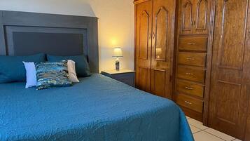 Executive House, 2 Bedrooms, Courtyard View | 2 bedrooms, down duvets, individually decorated, individually furnished