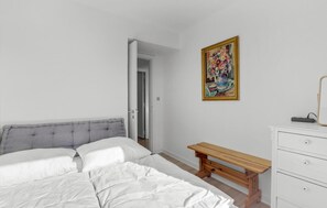 2 habitaciones, tabla de planchar con plancha y wifi gratis 