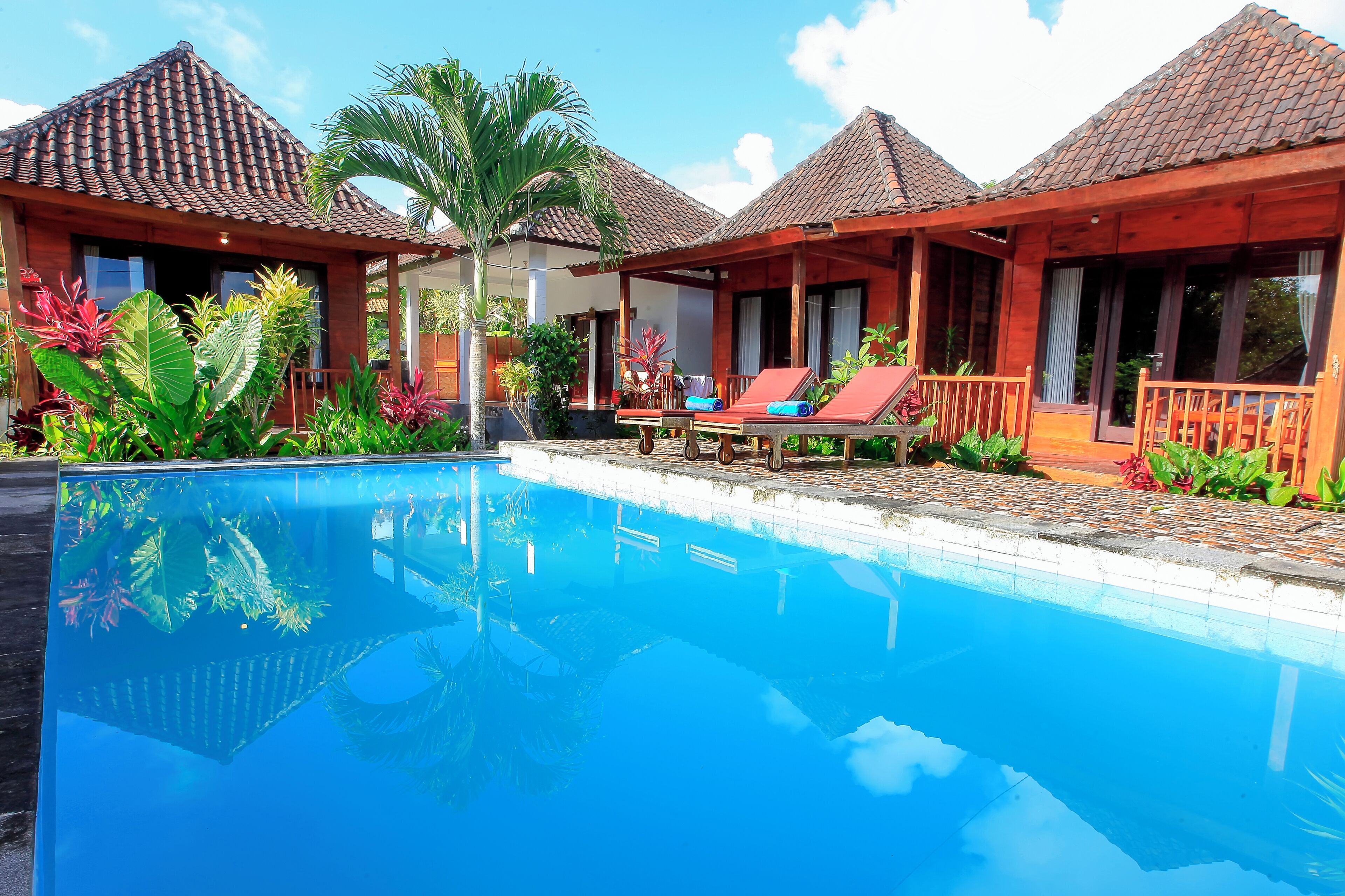 Indoor pool, outdoor pool