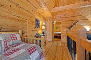 3 chambres, bureau, fer et planche à repasser, accès au Wi-Fi (inclus)