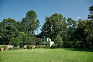 Property grounds - The Greenhouse Luxury Villa Lake Como (Como)