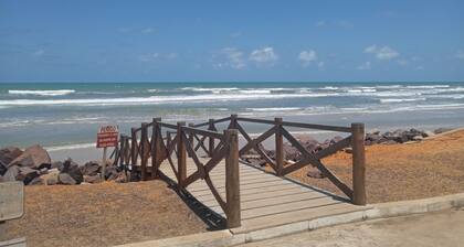 3/4 storey house on Caueira beach, 200 m from the sand