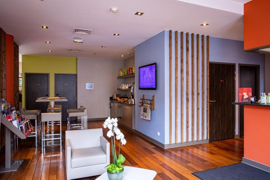 À 20 Min Du Centre-ville | Chambre Moderne + Wifi - Lyon