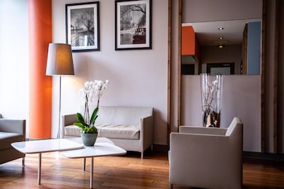 Ă 20 min du centre-ville | Chambre moderne + WiFi