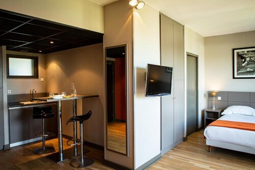 À 10 min du métro Gare de Vaise | Moderne + WiFi