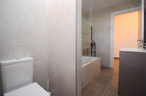 Badewanne, Haartrockner