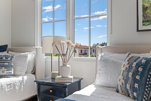 3 habitaciones, tabla de planchar con plancha y wifi gratis 