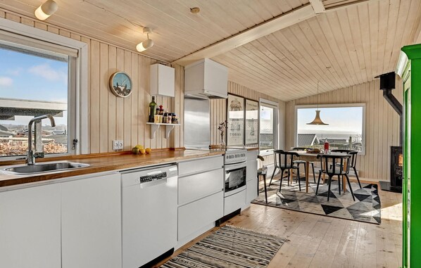 Fridge, stovetop, cookware/dishes/utensils