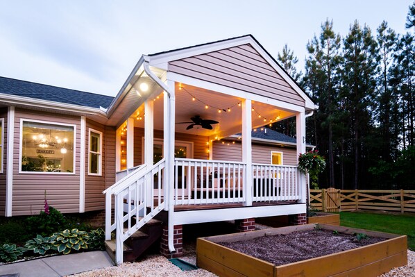 Exterior - Red Juniper Retreat (New Kent)