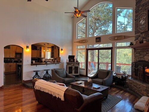 Sunset Grove: New Hot Tub|Stunning Views|Game Room