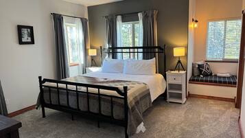 4 chambres, bureau, fer et planche Ă repasser, lit parapluie