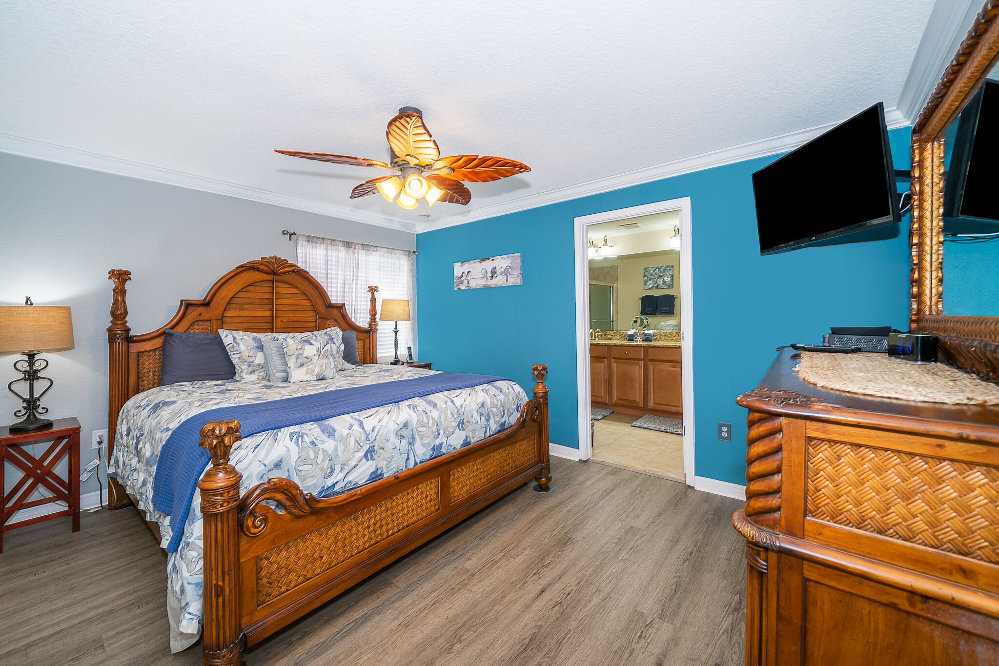 5 quartos, ferros/tábuas de passar roupa, Wi-Fi de cortesia