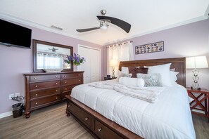 5 bedrooms, iron/ironing board, free WiFi