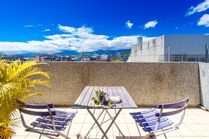 Superior Double Room with Balcony | Balcony - Millet's House (Taitung)