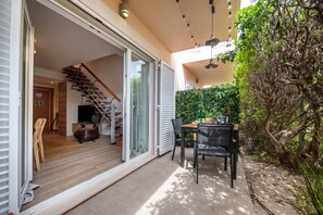 Outdoor dining - Cabanas Gardens, cozy, 4px, duplex (Cabanas de tavira)