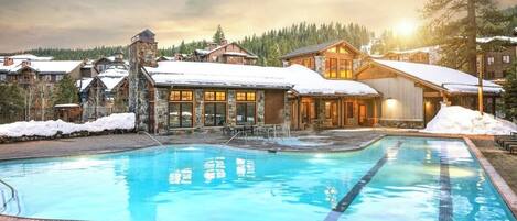 Outdoor pool, a heated pool