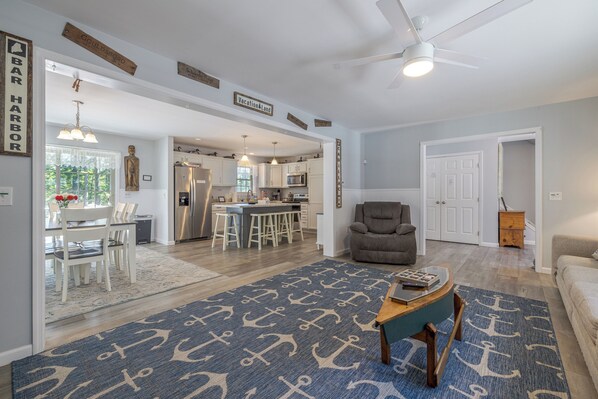 Smart TV, fireplace, video games, DVD player