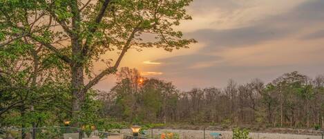 Tempat makan outdoor