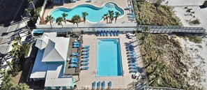 A heated pool - 🏖️ Sandcastles & Sunshine | Golf Cart • Beach Gear • 11 Pools (Panama City Beach)