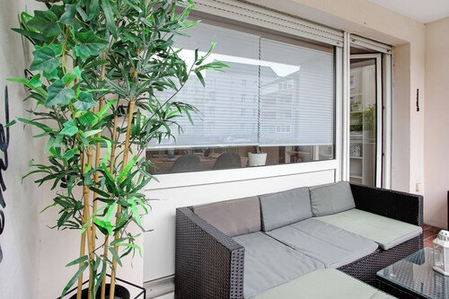Apartment "Tolle Ferienwohnung nahe Südstrand" with Balcony & Wi-Fi