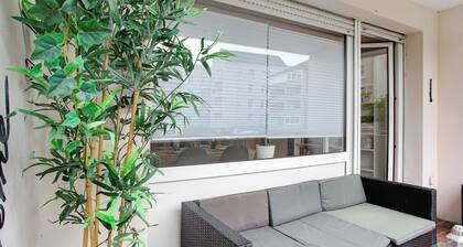 Apartment "Tolle Ferienwohnung nahe Südstrand" with Balcony & Wi-Fi