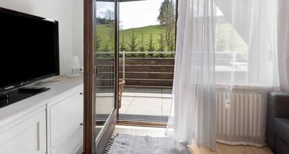 Ferienwohnung 'Isabell' mit Gemeinschaftsgarten, Balkon und WLAN
