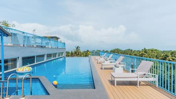 Outdoor pool, pool loungers
