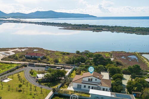 Golden Dunes Villa - Porto Pino beach