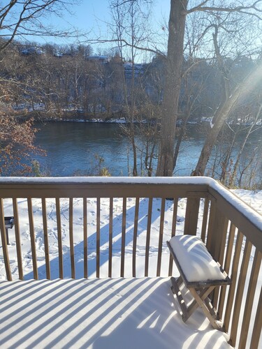 Lakeside, fishing, Cozy 2/2 - 5 minutes from Branson attractions and Table Rock