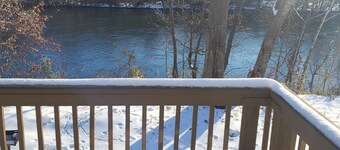 Lakeside, fishing, Cozy 2/2 - 5 minutes from Branson attractions and Table Rock
