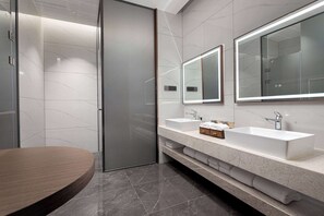 Suite, 1 King Bed, Smoking - Days Hotel BY Wyndham Hengyang Nanyue (Hengyang)