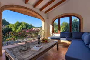 Terrace/patio - Beautiful and romantic villa in Javea, Costa Blanca, Spain  with private pool for 6 persons (Javea)