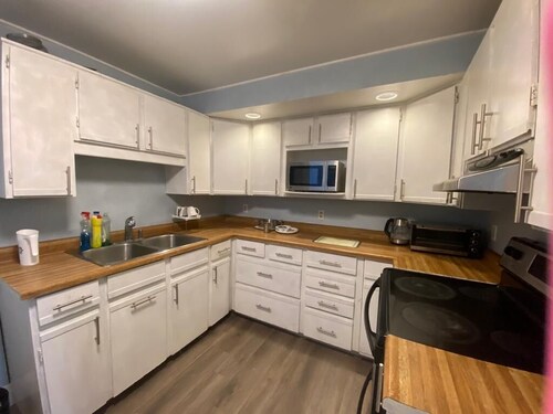 Lovely 3 bedroom holiday home in rural woodstock (amazing firepit!)