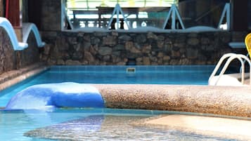 Udendørs pool