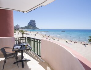 Outdoor dining - A22 EDIFICIO OCEANIC 303 (Calpe / Calp)