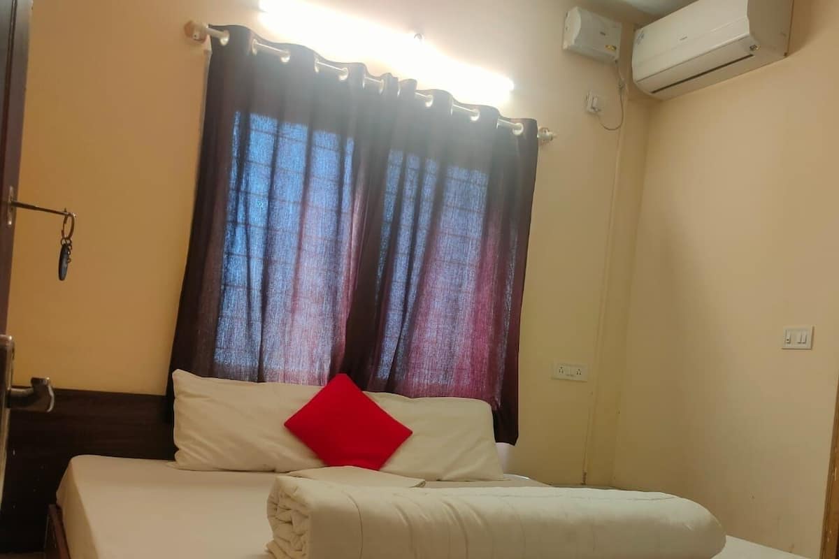 Standard Single Room | Free WiFi