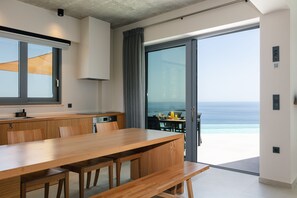 Dining - Superb sea views, walking distance to the beach and Paleochora (Chania)