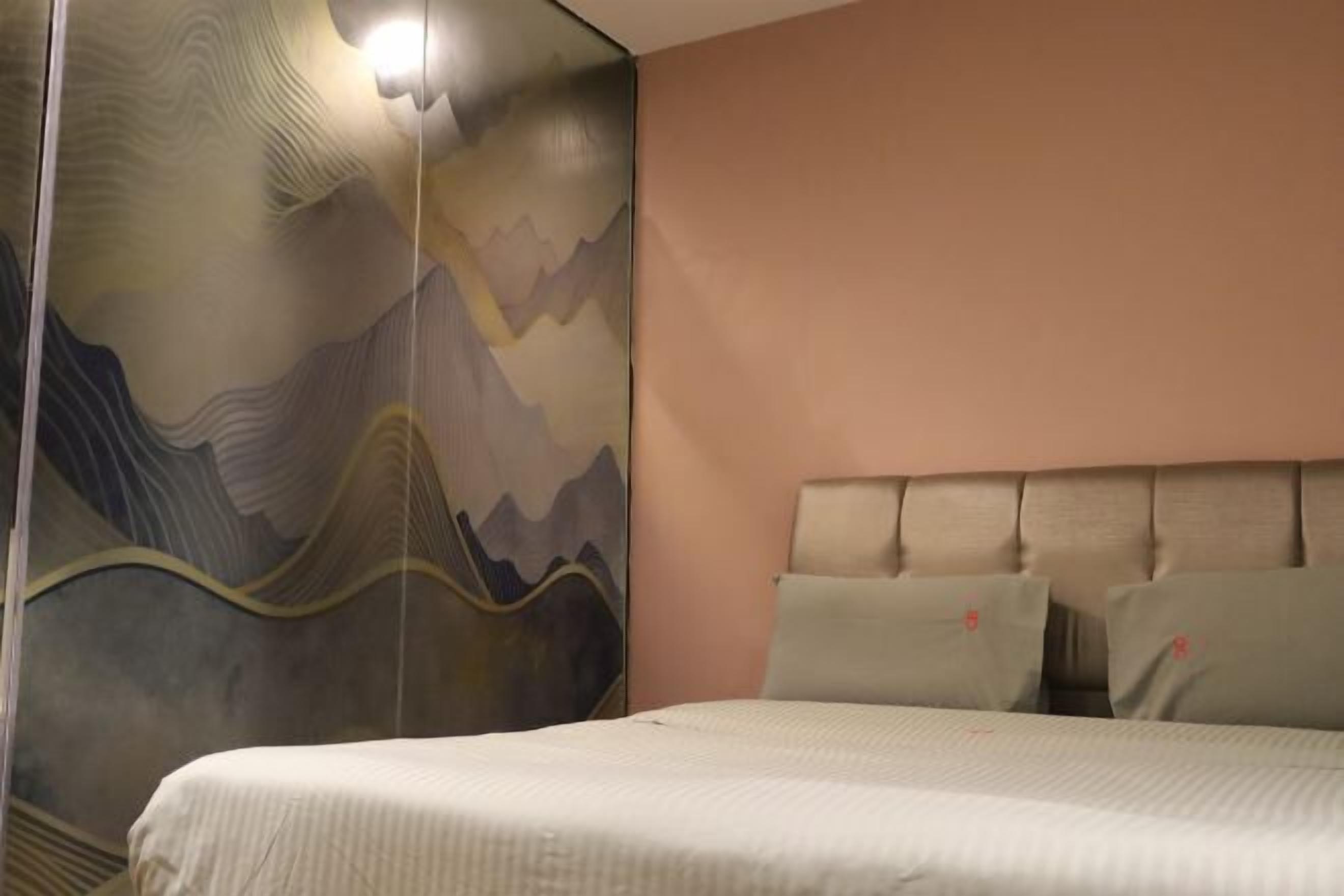 書桌、熨斗/熨衣板、免費無線上網、床單