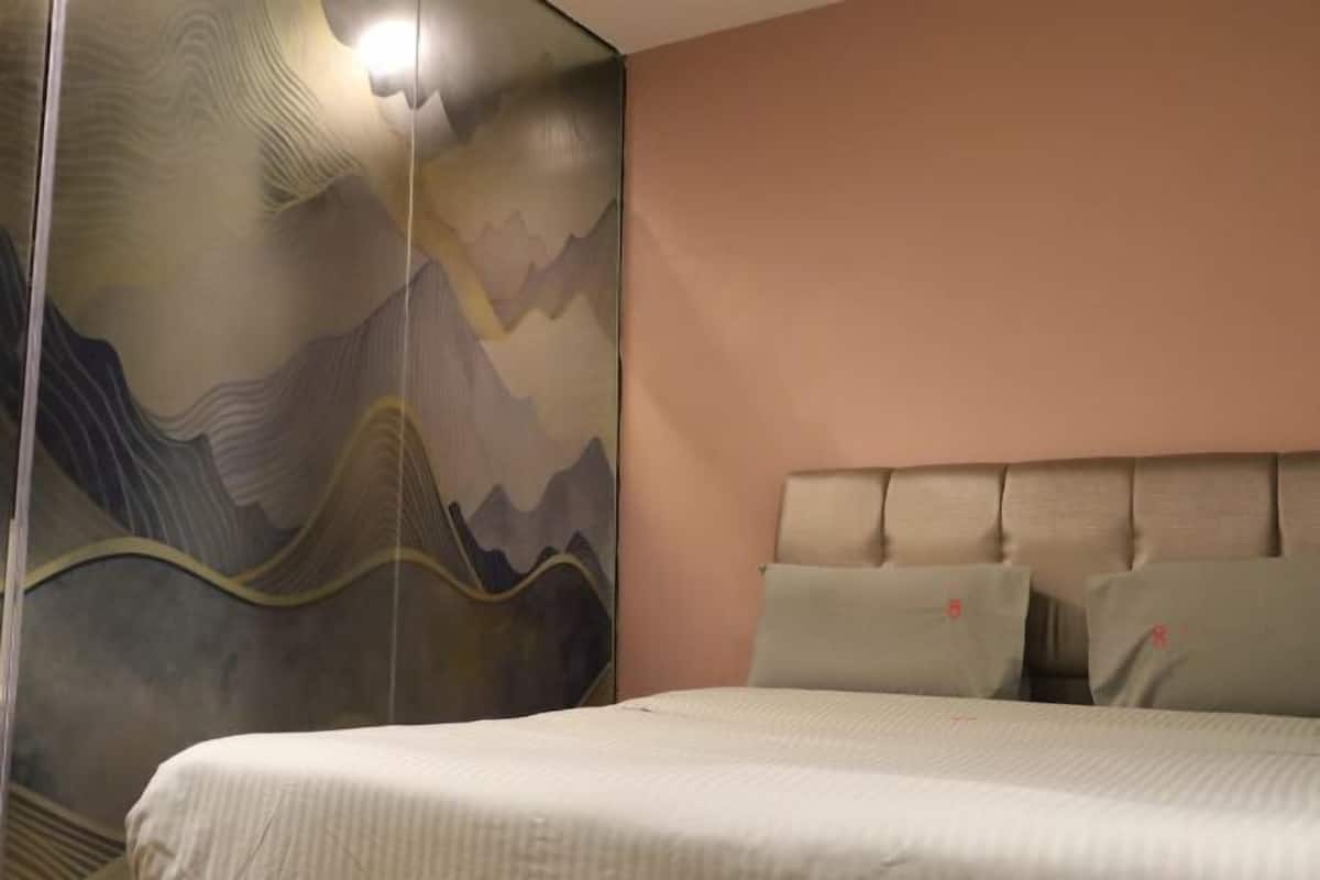 書桌、熨斗/熨衣板、免費無線上網、床單