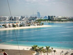 Beach - Fantastic flat in TiaraResidence (Dubai)