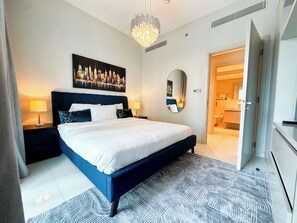 3 bedrooms, iron/ironing board, WiFi - Glamorous 3BR with Marina view (Dubai)