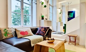 Smart-TV, DVD-Player, Stereoanlage