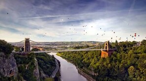 مكان جذب سياحي