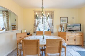 Dining - Ferienwohnung Seeadler auf Nordstrand für bis zu 6 Personen (Nordstrand)