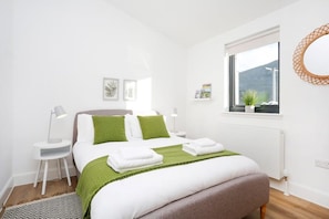 2 sovrum, strykjärn/strykbräda, gratis wi-fi och sängkläder