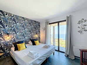 4 Schlafzimmer, BĂŒgeleisen/BĂŒgelbrett, kostenloses WLAN, BettwĂ€sche