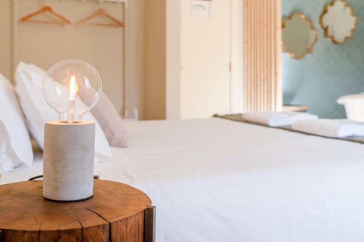 Suite estudio | Caja fuerte, wifi gratis, ropa de cama
